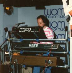 moog1.jpg (5702 bytes)